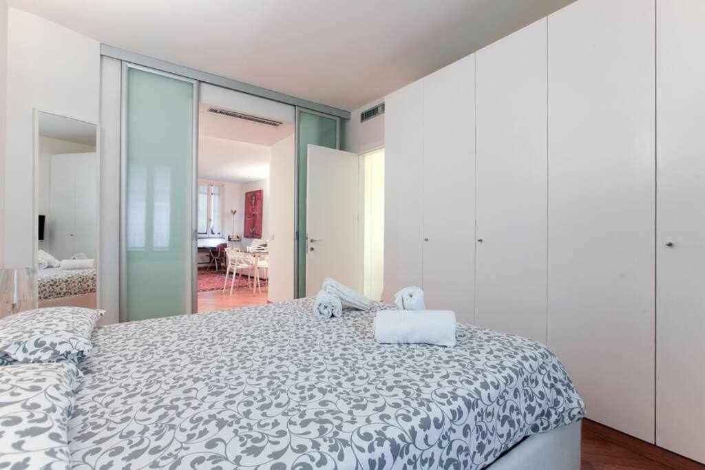 Brera Area Lovely Apt Close To Piazza Duomo Milan Exterior photo