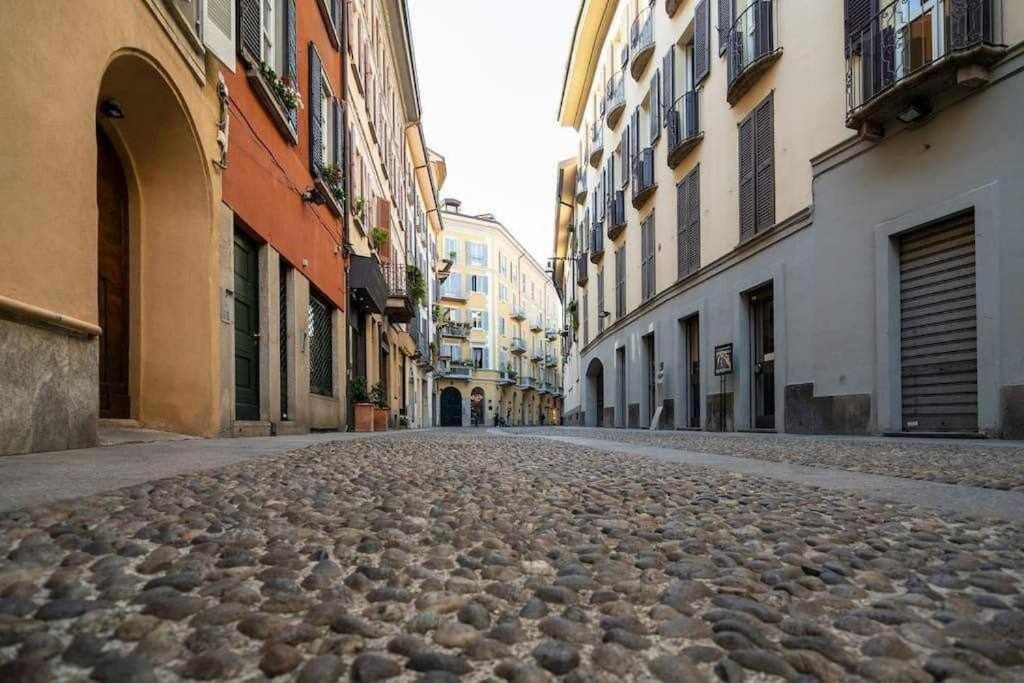 Brera Area Lovely Apt Close To Piazza Duomo Milan Exterior photo